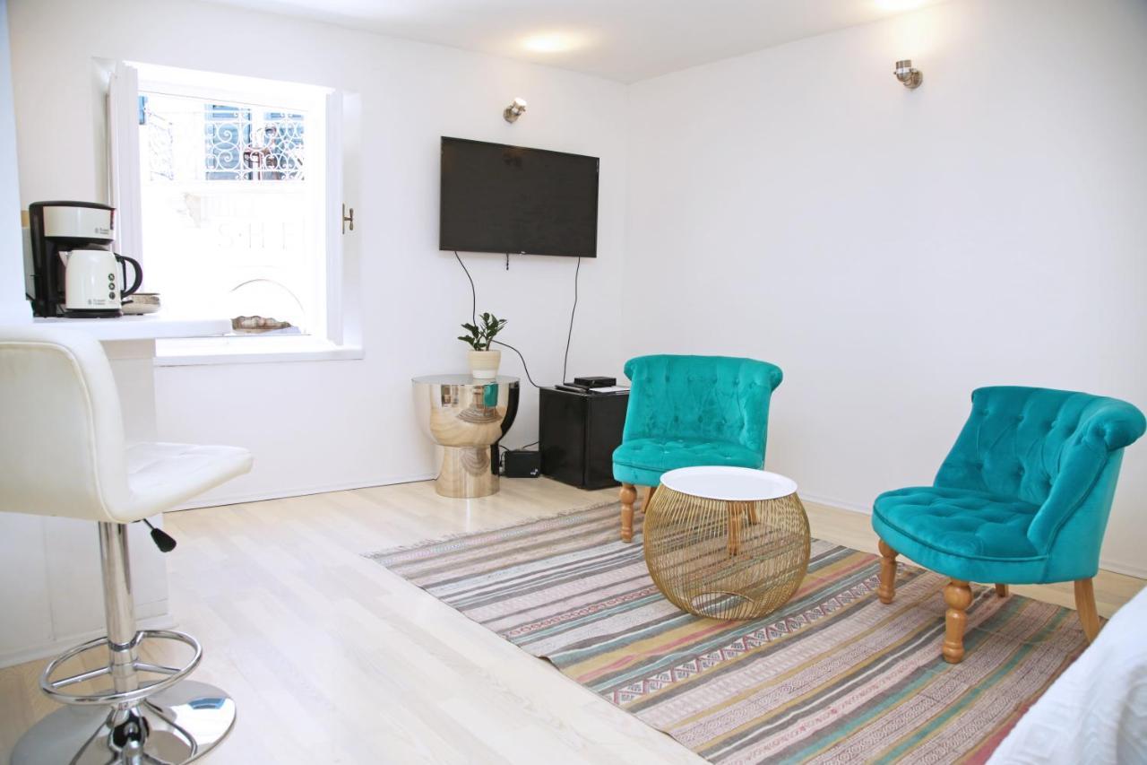 Swan City Apartment & Room Šibenik Esterno foto