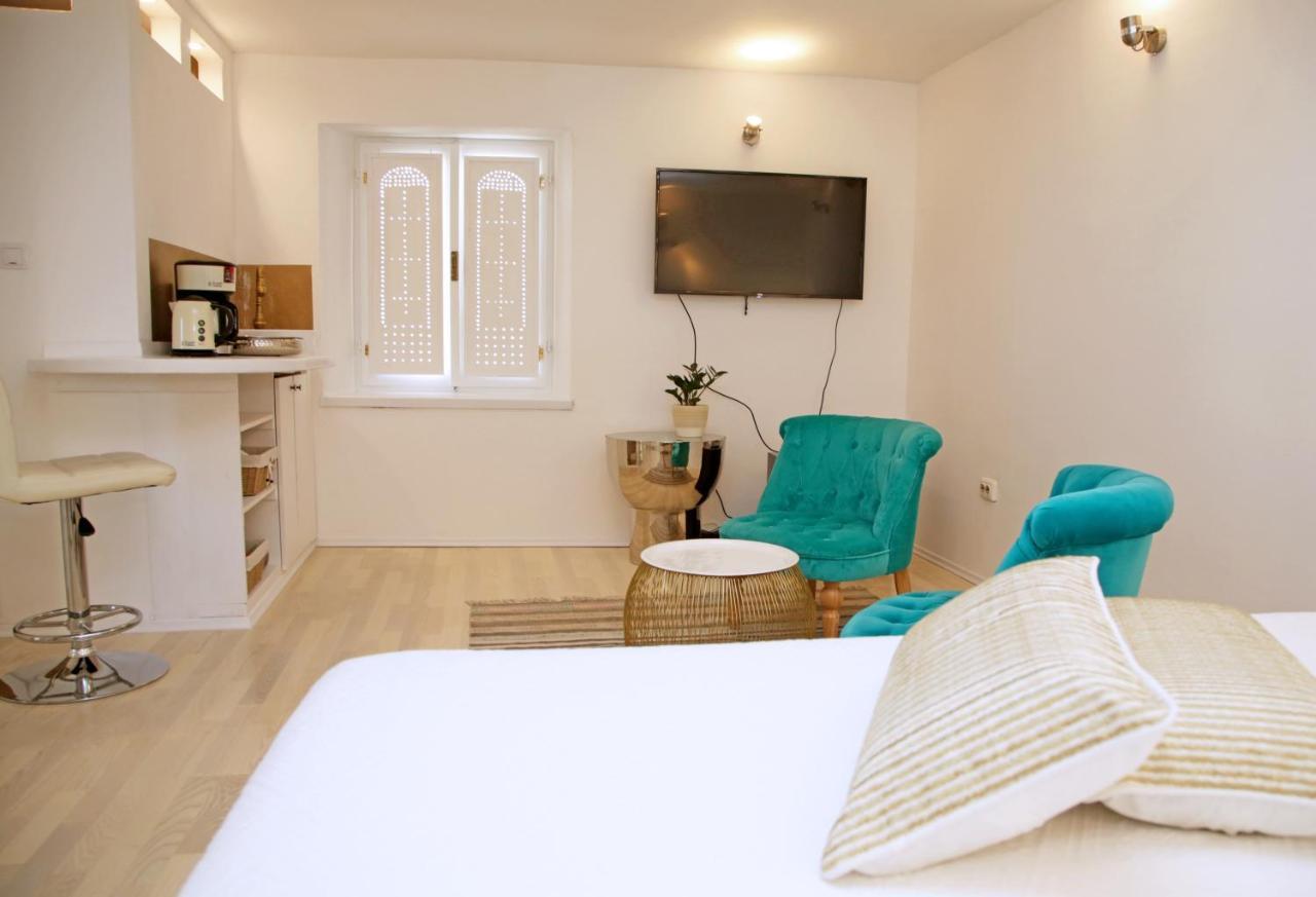 Swan City Apartment & Room Šibenik Esterno foto