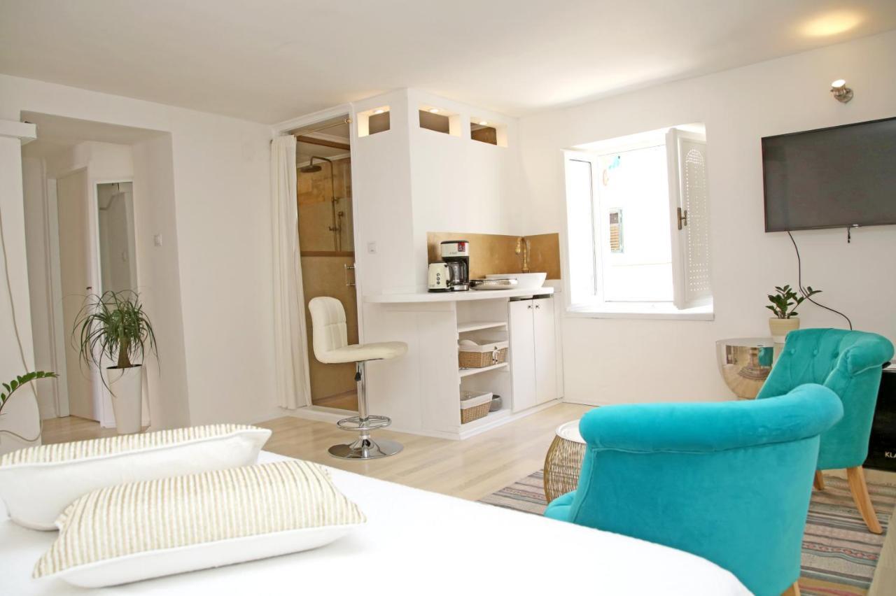 Swan City Apartment & Room Šibenik Esterno foto