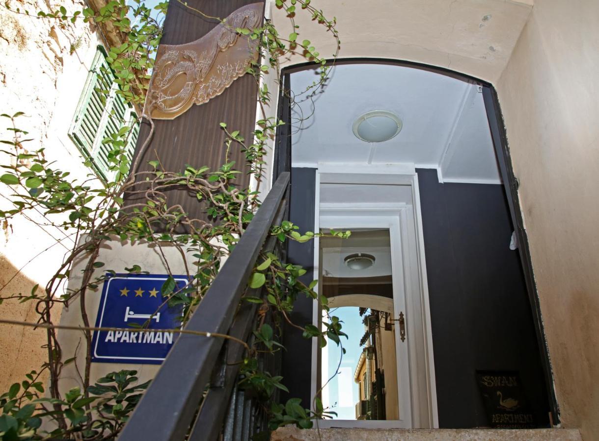 Swan City Apartment & Room Šibenik Esterno foto