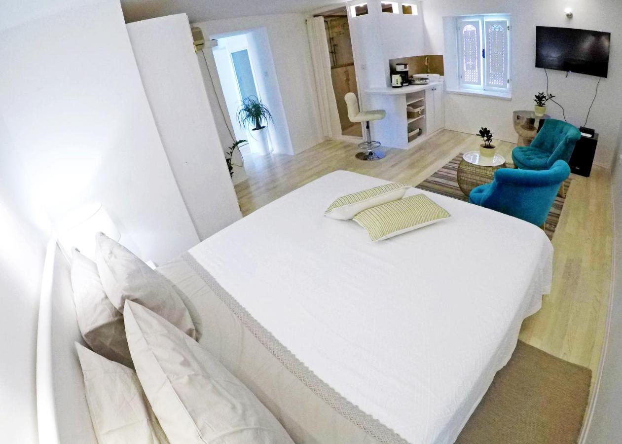 Swan City Apartment & Room Šibenik Esterno foto