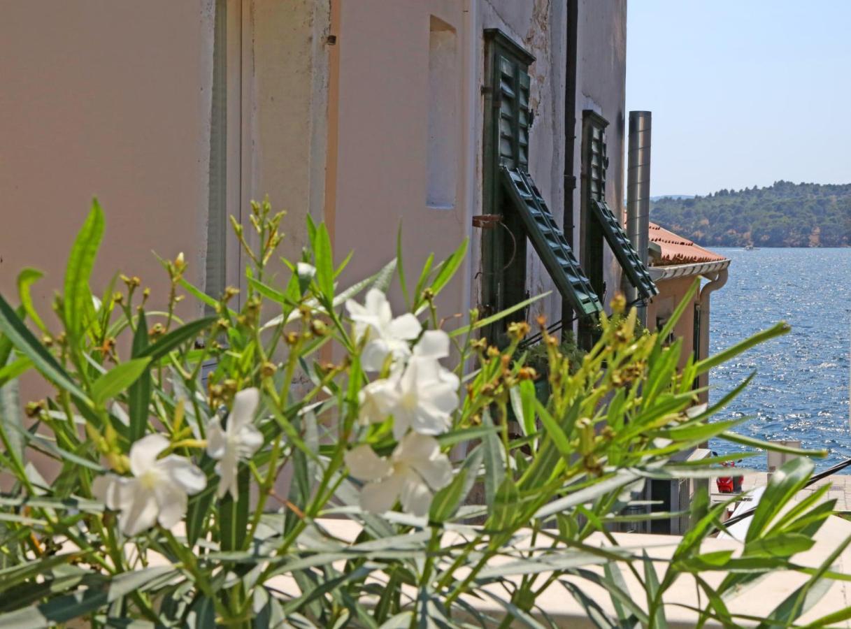 Swan City Apartment & Room Šibenik Esterno foto