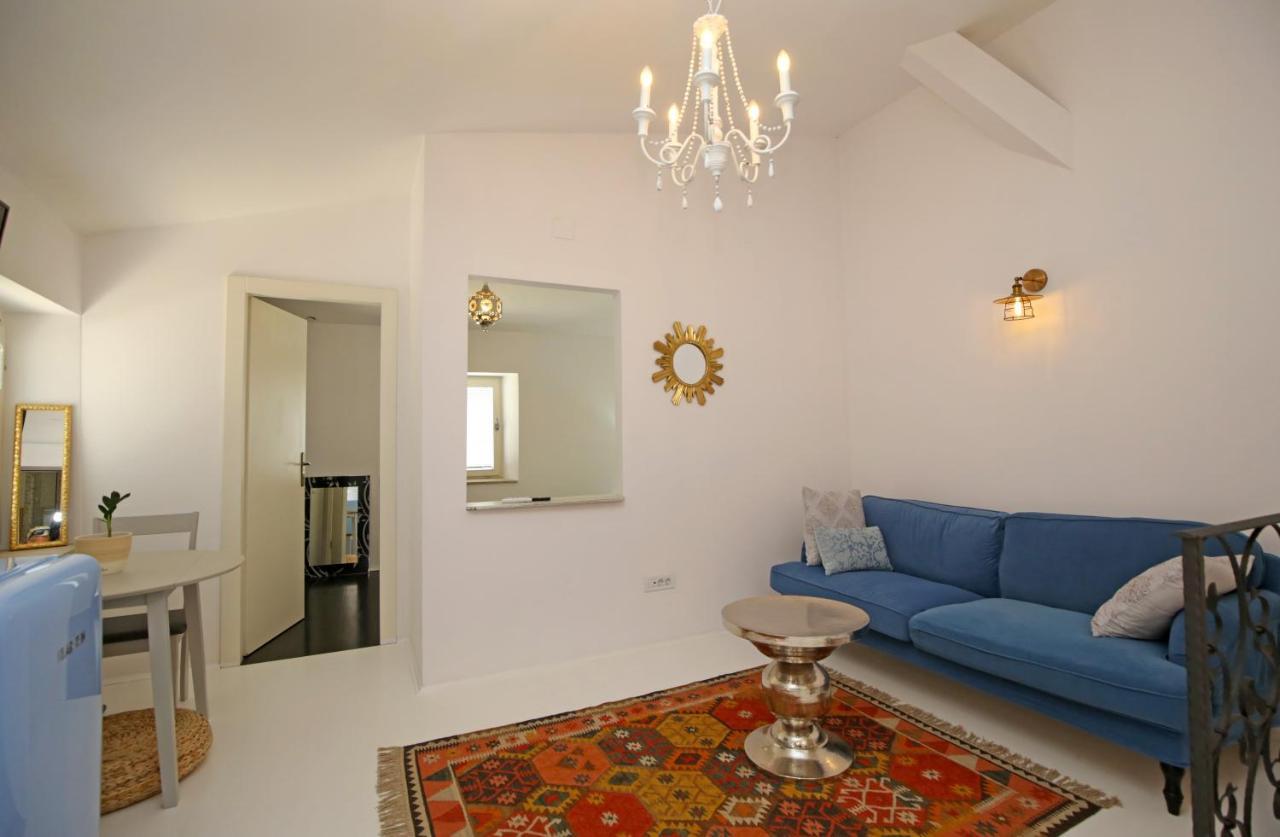 Swan City Apartment & Room Šibenik Esterno foto