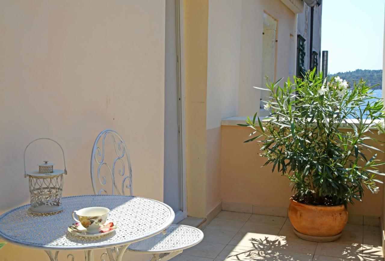 Swan City Apartment & Room Šibenik Esterno foto