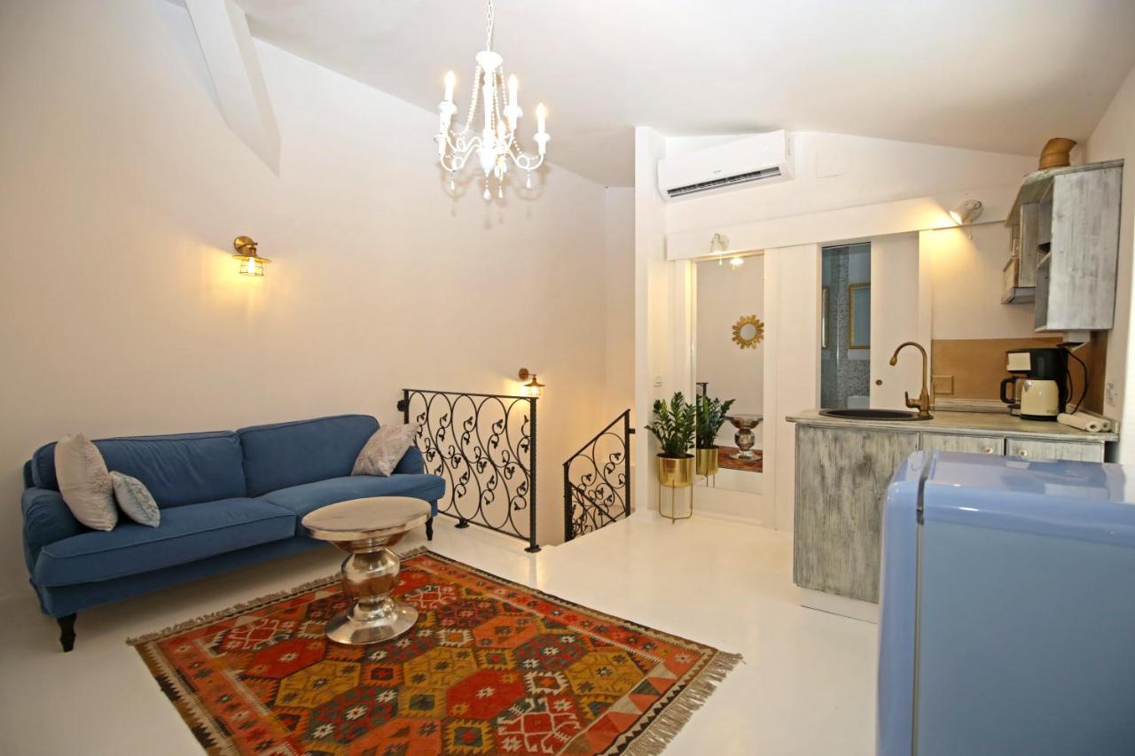 Swan City Apartment & Room Šibenik Esterno foto